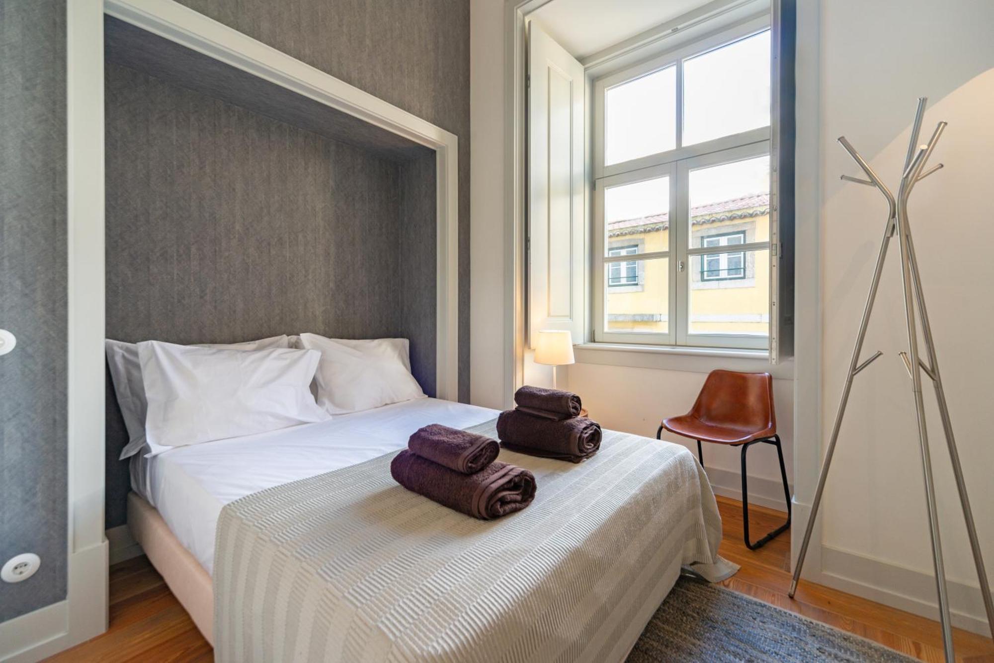 Bacalhoeiros 99 - Beautiful And Bright Apartment @ Baixa, Chiado Lisbon Luaran gambar