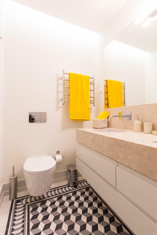 Bacalhoeiros 99 - Beautiful And Bright Apartment @ Baixa, Chiado Lisbon Luaran gambar