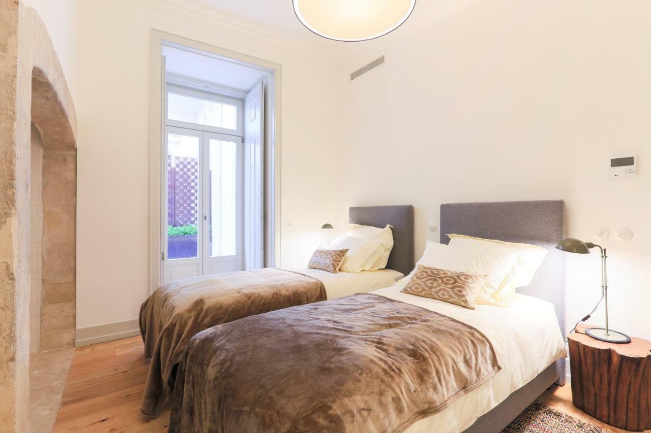 Bacalhoeiros 99 - Beautiful And Bright Apartment @ Baixa, Chiado Lisbon Luaran gambar