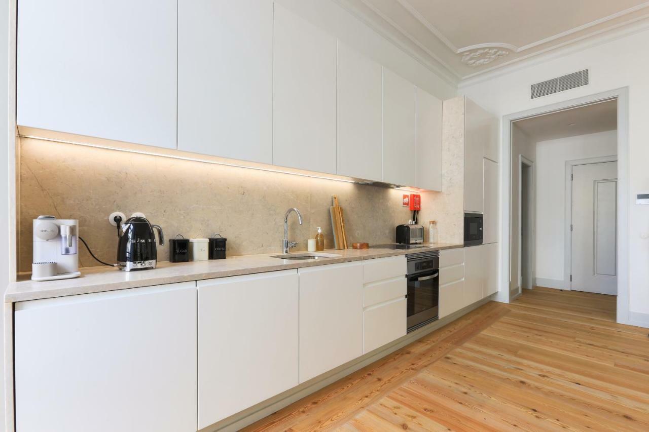 Bacalhoeiros 99 - Beautiful And Bright Apartment @ Baixa, Chiado Lisbon Luaran gambar
